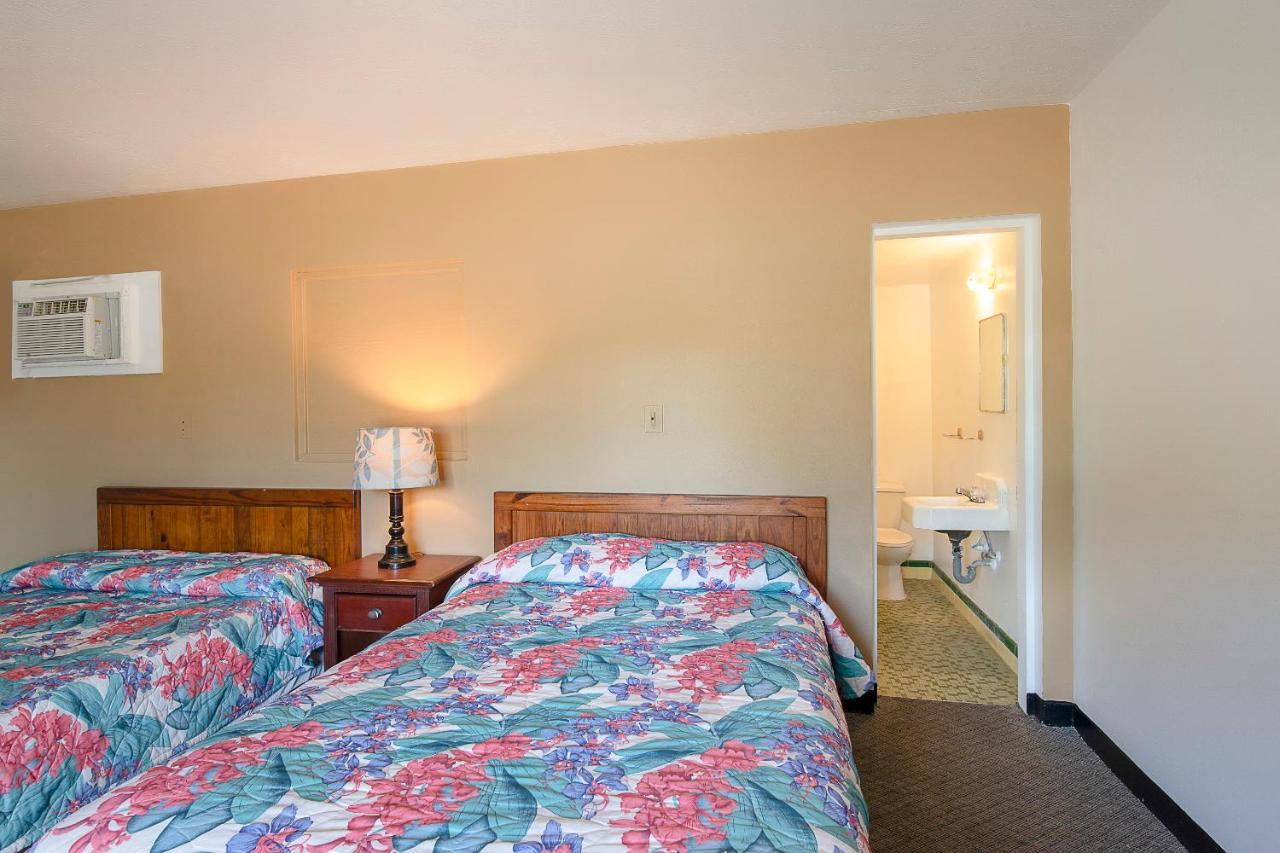 Hotel O Near Fanning Springs State Park Us Hwy 98 Old Town Экстерьер фото